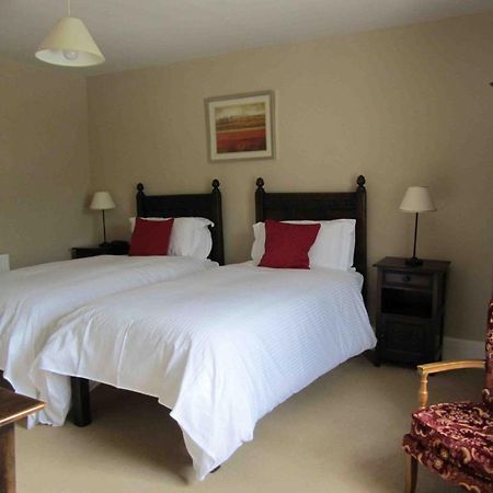 The Three Cocks Coaching Inn Glasbury Exteriér fotografie